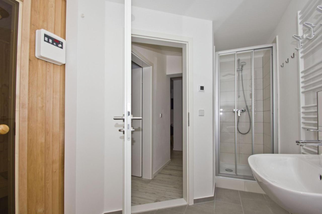 Ferienresidenz Zwei Bodden Fewo2-8 - Balkon, Sauna, Kamin Lietzow 外观 照片