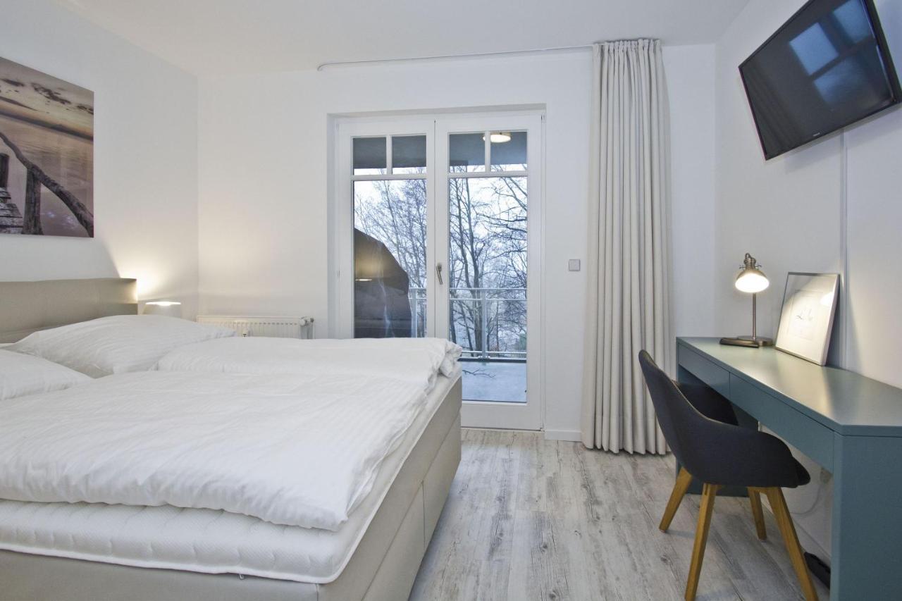 Ferienresidenz Zwei Bodden Fewo2-8 - Balkon, Sauna, Kamin Lietzow 外观 照片